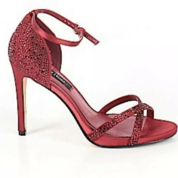 WHITE HOUSE BLACK MARKET GEMINA CRIMSON / RED BEADED STILETTO, sz 8.5 new in box - Picture 2 of 13